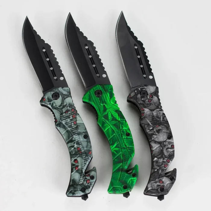 8.25″ Foldable Pocket Knife – SkullStrike