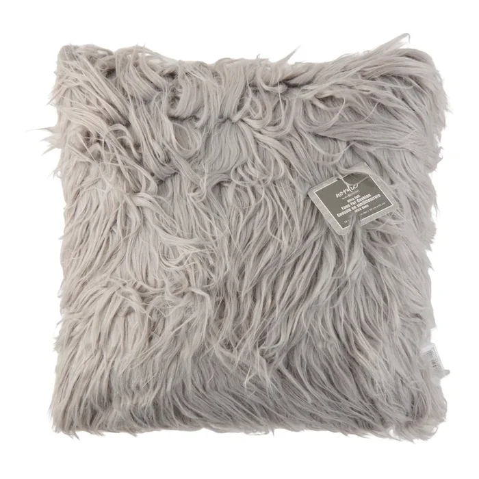 Coussin en similifourrure de style mongol, 18 po x 18 po