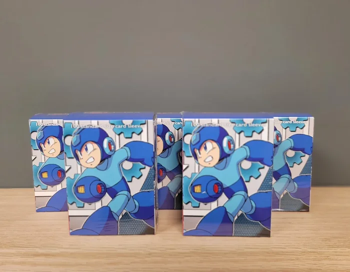 Dragon Shield Deck Protector – Art Classic Mega Man 100 CT