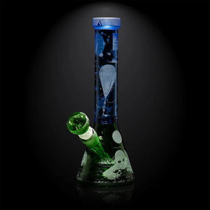 Milkyway Glass – 10.5″ Roswell 1947 Beaker Bong