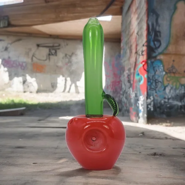 Teacher’s Pet Apple Hand Pipe